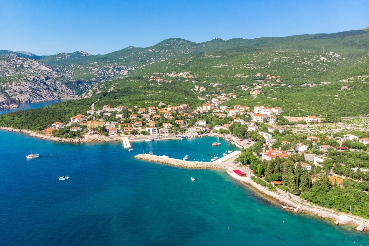 With Wifi Klenovica, Novi Vinodolski - 5530 Apartman *